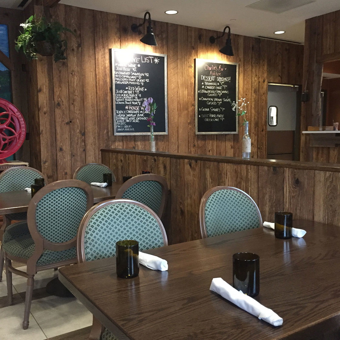 Charlie's Bar & Kitchen Lake NY Breakfast, Lunch, Dinner